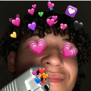 Meet your Posher, Carla